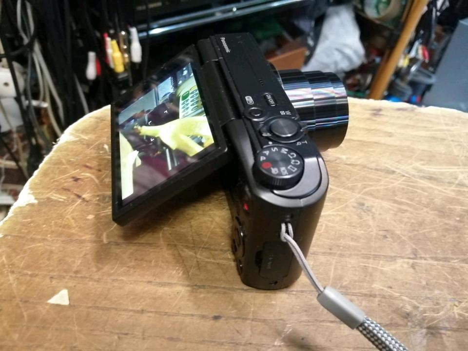 PANASONIC DMC-TZ58, Digital-Kamera mit Zubehör, OHNE Speicherkar!