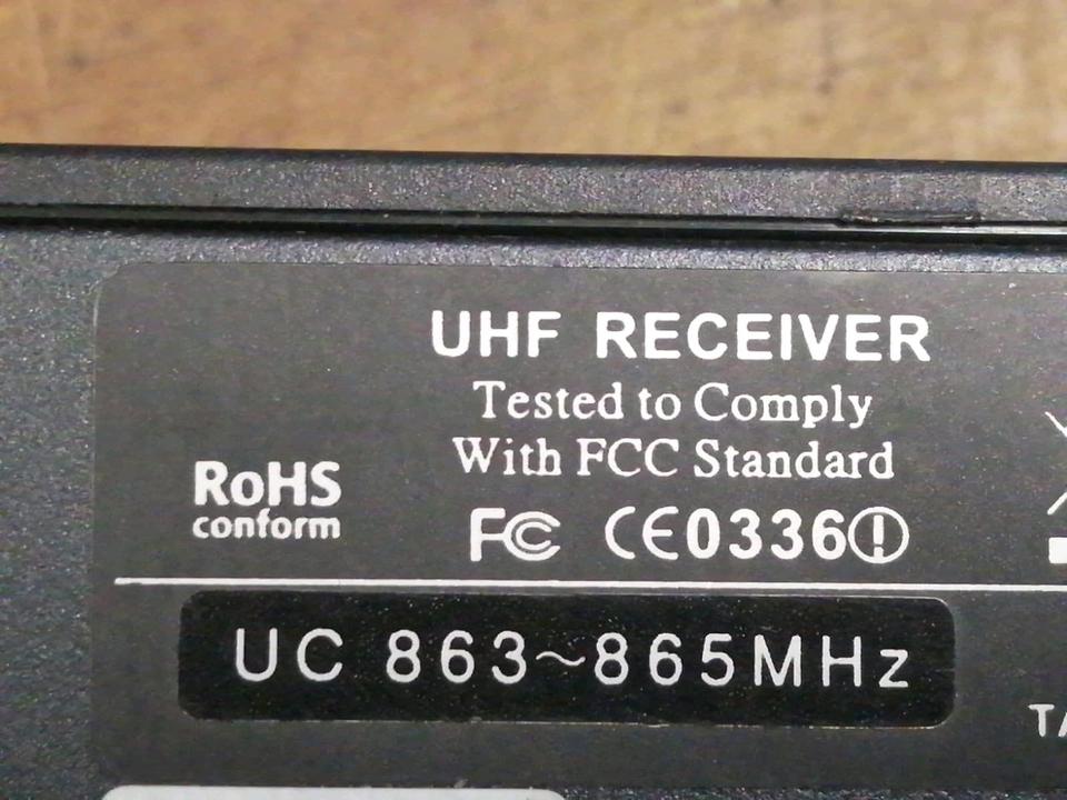 T. BONE UHF Receiver DS16R + EWS-16PT Sender, OHNE Mikrofon!!!