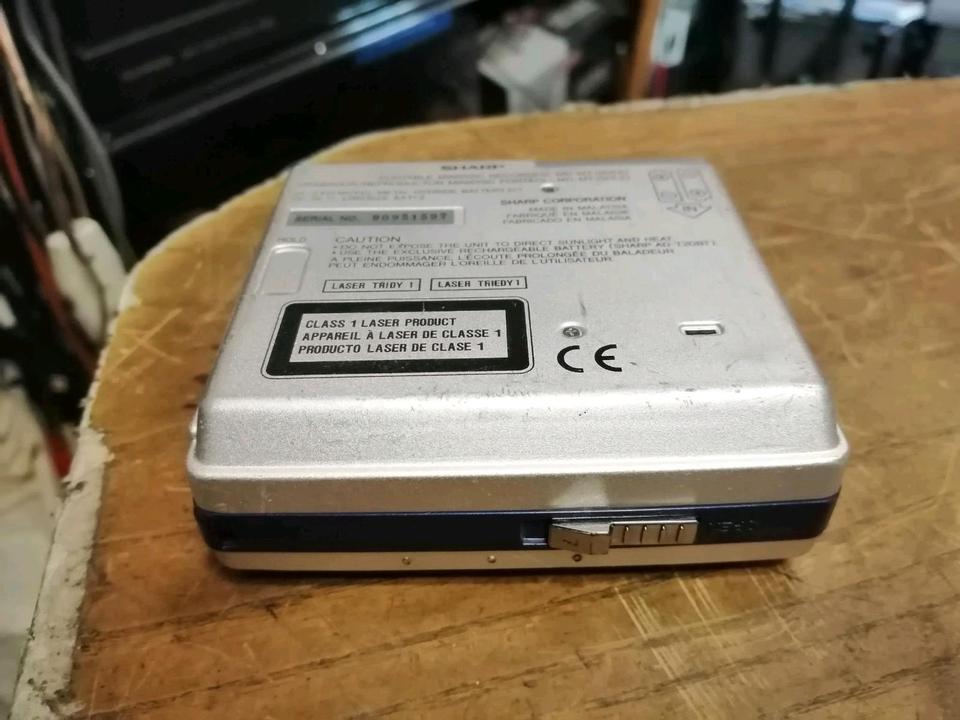 SHARP MD-MT15, Portable Minidisc-Recorder, DEFEKT!!!