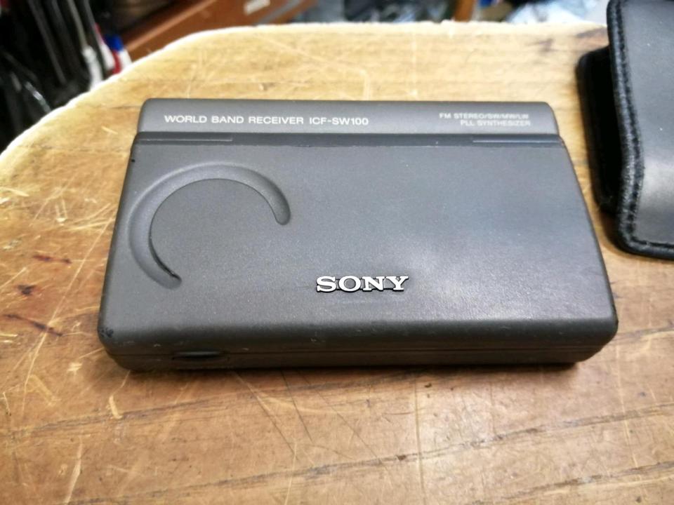 SONY ICF-SW100, kleiner Weltempfänger, DEFEKT!!!