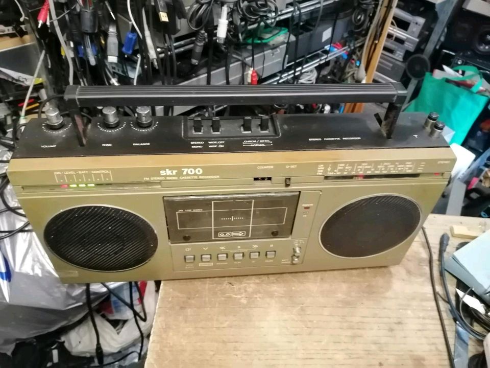 RFT SKR 700, Radio-Cassetten-Recorder, etwas DEFEKT!!!