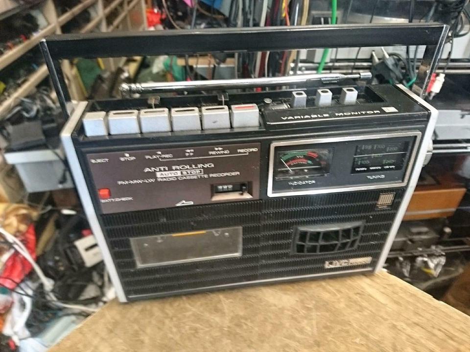 JVC Model 9403LS, Radio-Cassetten-Recorder, etwas DEFEKT!!