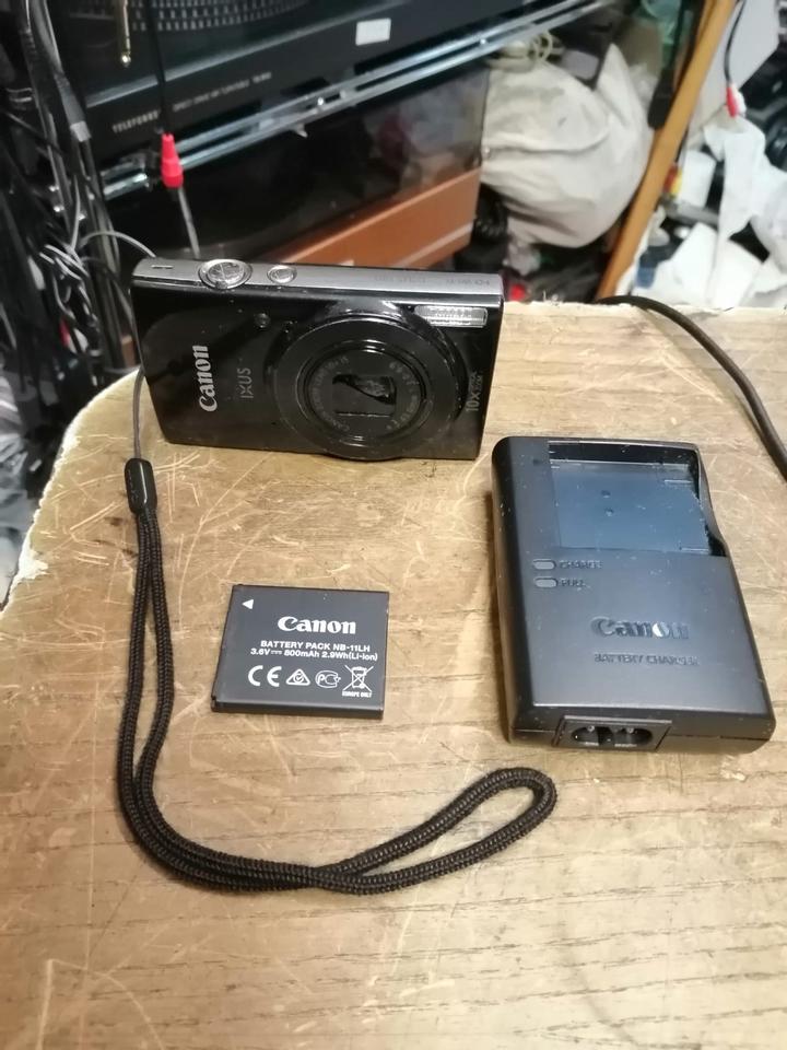 CANON IXUS 190, Digital-Kamera mit Zubehör!!!