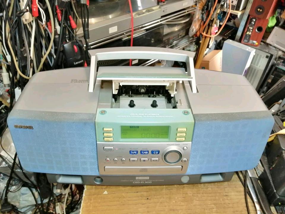 AIWA CSD-EL300EZ CD Radio Cassette-Corder, guter Zustand!!