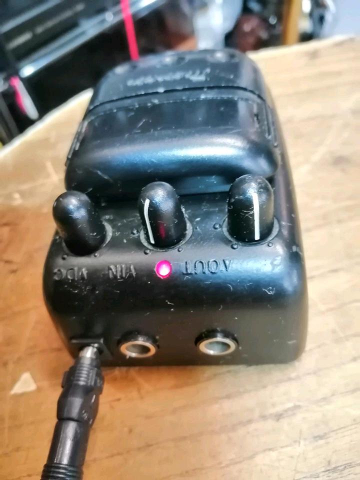 IBANEZ CR-5 Crunchy Rhythm Pedal OHNE Adapter!!