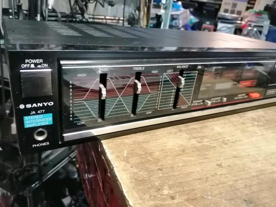 SANYO JA 477, Stereo Amplifier, guter Zustand!!