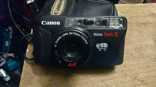 CANON PRIMA TWINS, Analog-Camera mit Original-Tasche!