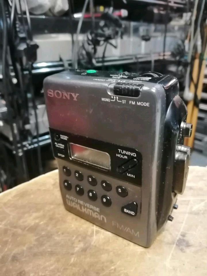 SONY WM-FX40, Walkman mit Radio, etwas DEFEKT!!!