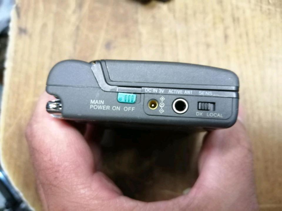 SONY ICF-SW100, Weltempfänger/Radio, OHNE ADAPTER!!