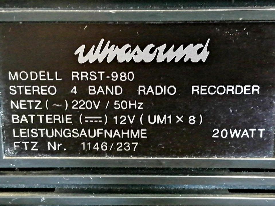 ULTRASOUND ERST-980, Radio-Cassetten-Recorder, guter Zustand!!!