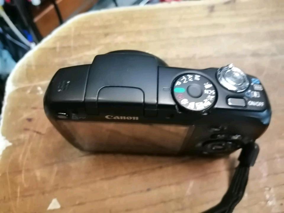 CANON POWERSHOT SX110, Digital-Kamera OHNE Speicherkarte!