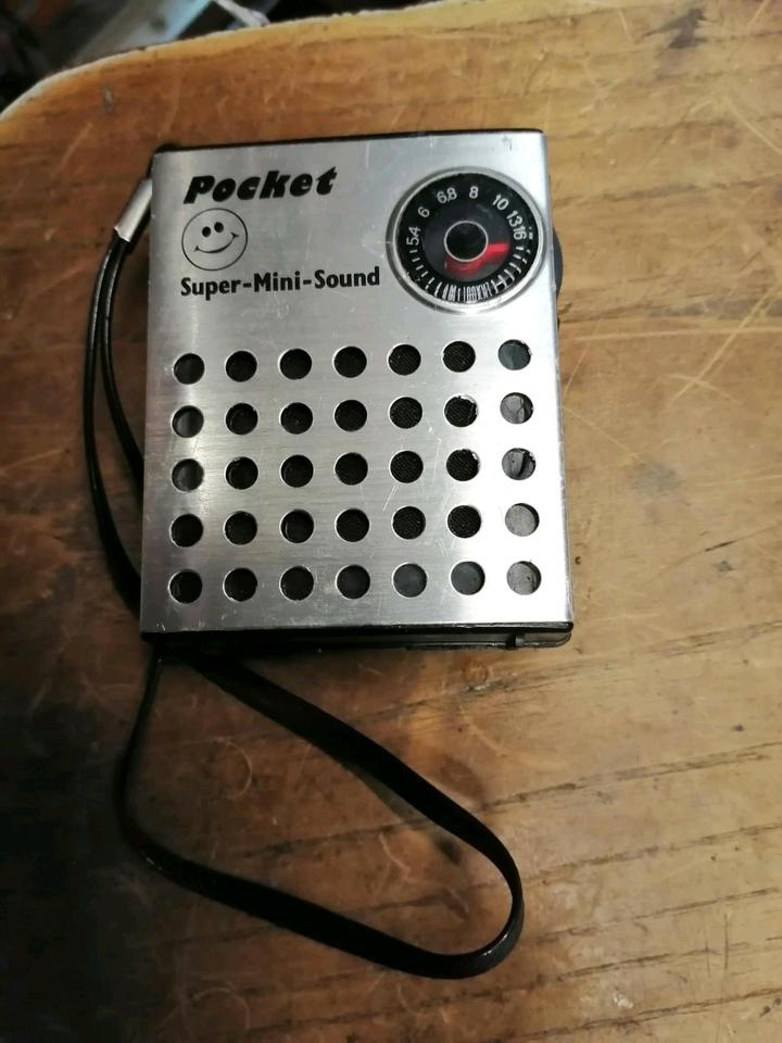 POCKET SUPER-MINI-SOUND FM, Transistorradio!!