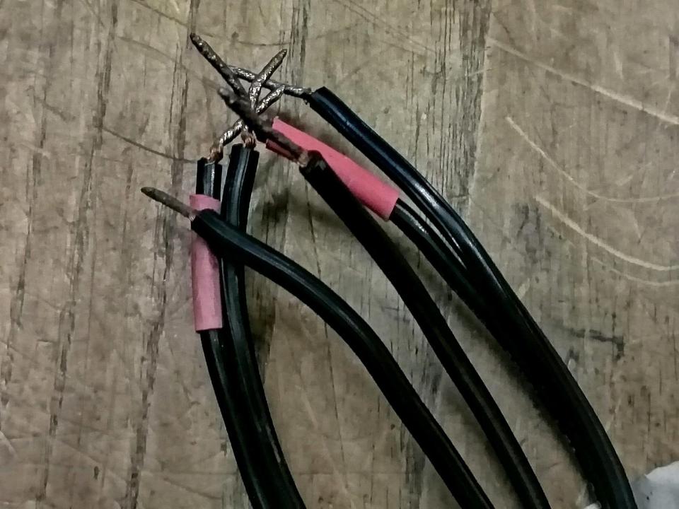 3 Lautsprecherkabel awm 2468 vw-1, 18 ang unielec, guter Zustand!