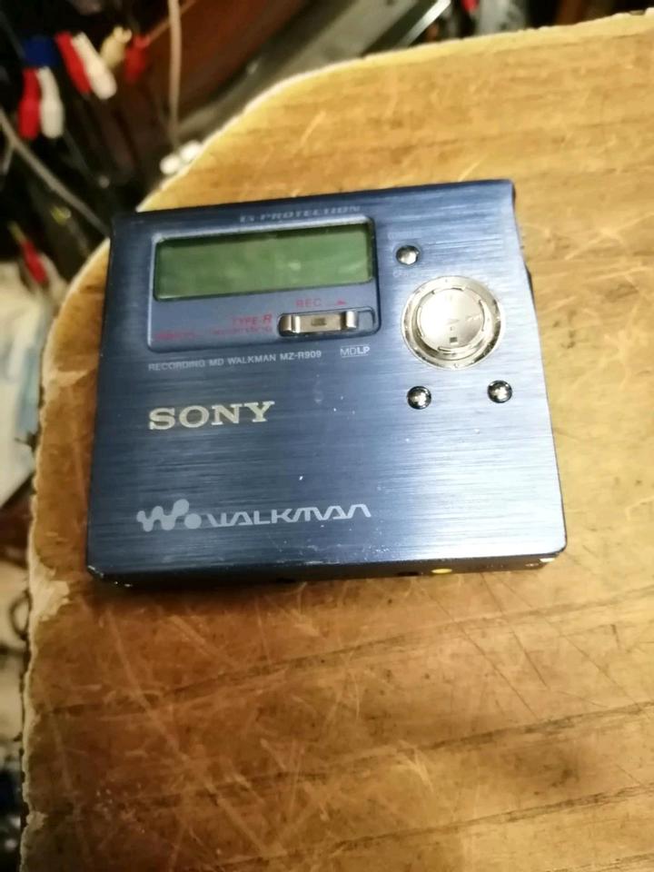 SONY MZ-R909, MD-Recorder + RM-MZR30MP Fernbedienung!