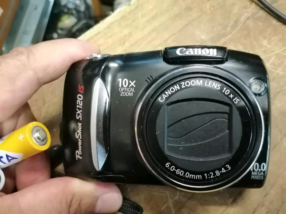 CANON PowerShot SX120 IS, Digital-Kamera OHNE Batterien!!!
