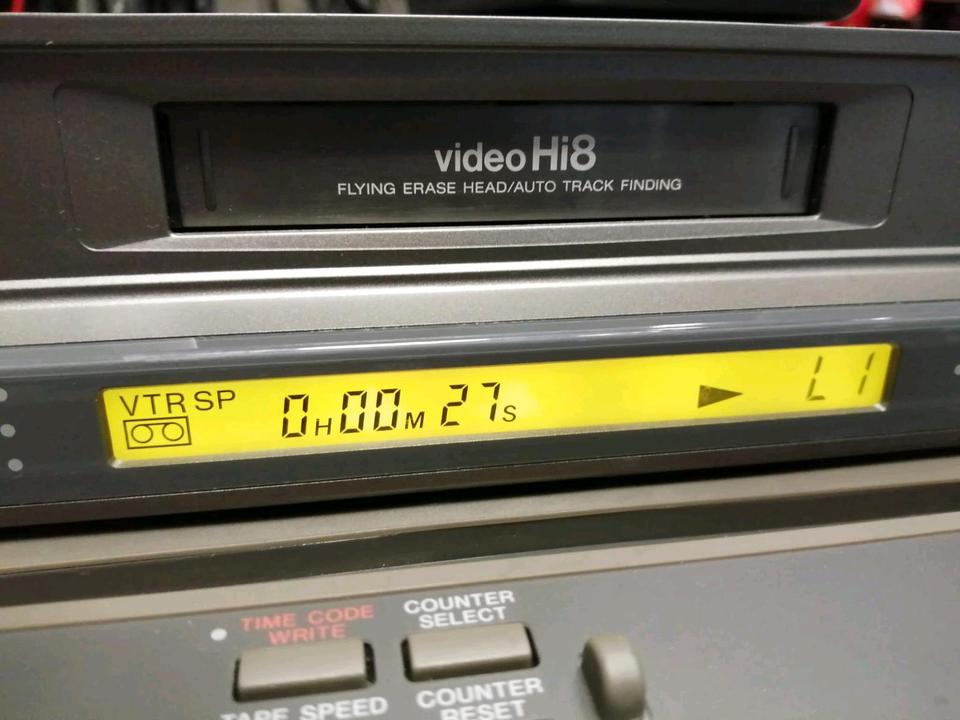 SONY EV-C2000E VP, Videocassettenrecorder Hi8 und Video 8!!