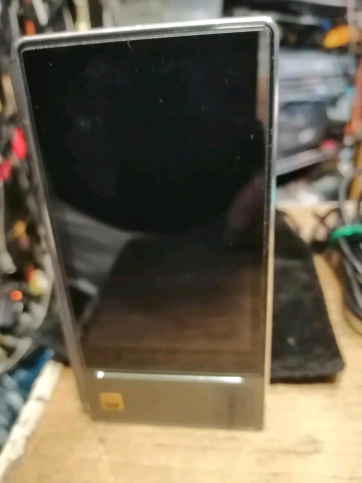 FiiO  FX-7221, Portable Music Player, OHNE Speicherkarten!!!