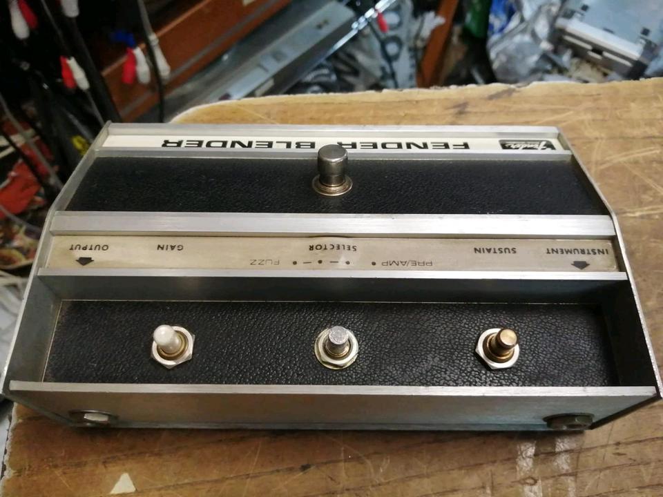 FENDER BLENDER 3 Knopf' 76, Effekt-Gerät OHNE Adapter!!!
