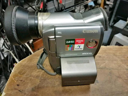 CANON MVX10i, MiniDV-Videocamera mit Speicherkarte und Zubehör!!!