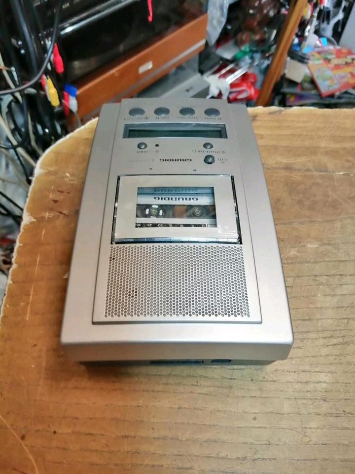 GRUNDIG Stenorette St3221, Wiedergabegerät mit Zubehör!!!