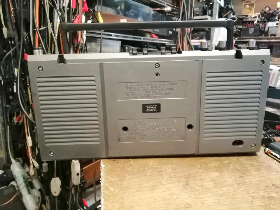 RFT SKR 700, Radio-Cassetten-Recorder mit NEUEN Antriebsriemen!!