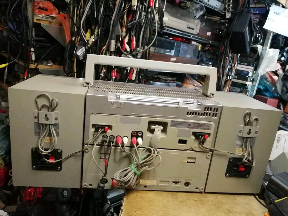 JVC PC-R55LD, Radio-Cassetten-Recorder, etwas DEFEKT!!!