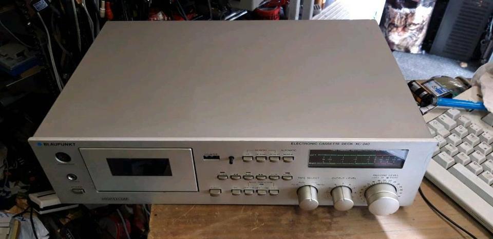 BLAUPUNKT Typ: XC-240, Cassetten-Deck, etwas DEFEKT!!