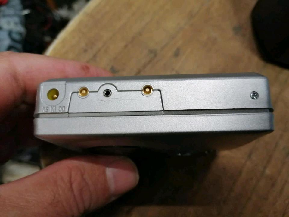 SHARP MD-MT180H(S), MiniDiscman mit Original-Adapter!!!