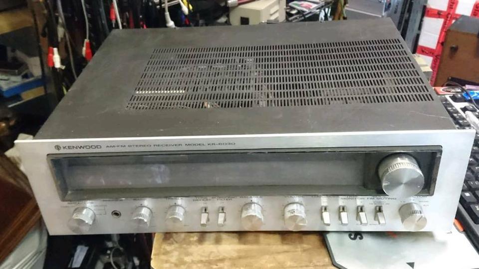 KENWOOD KR-6030, AM-FM Stereo Receiver, DEFEKT!!!