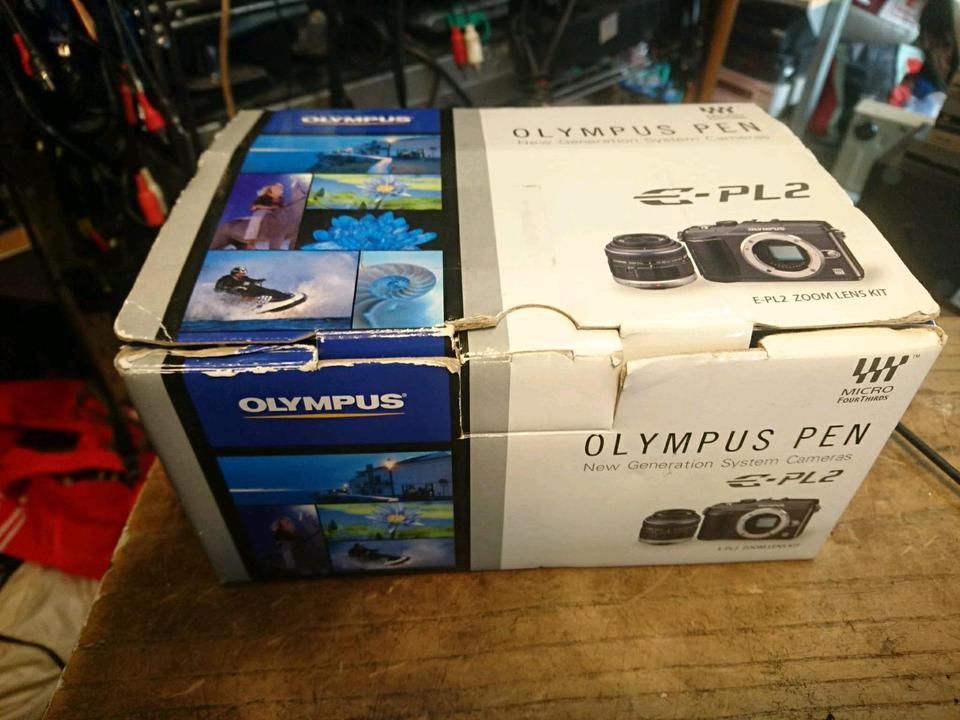 OLYMPUS E-PL2, Digital-Camera mit Objektiv und Zubehör!!