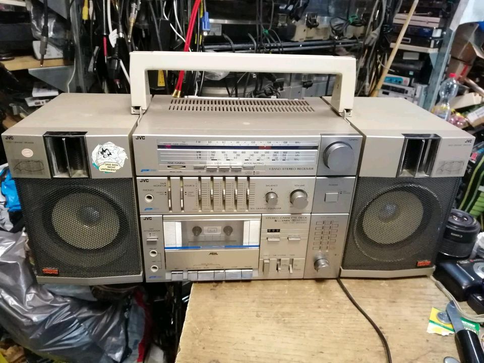 JVC PC-R11L, Receiver/Radio-Cassetten-Recorder, etwas DEFEKT!!!