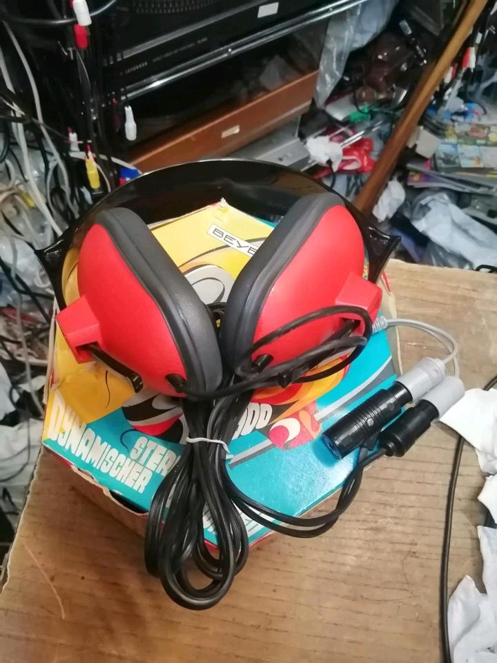 BEYERDYNAMIC DT900 Stereo Dynamic Headphones/Kopfhörer!
