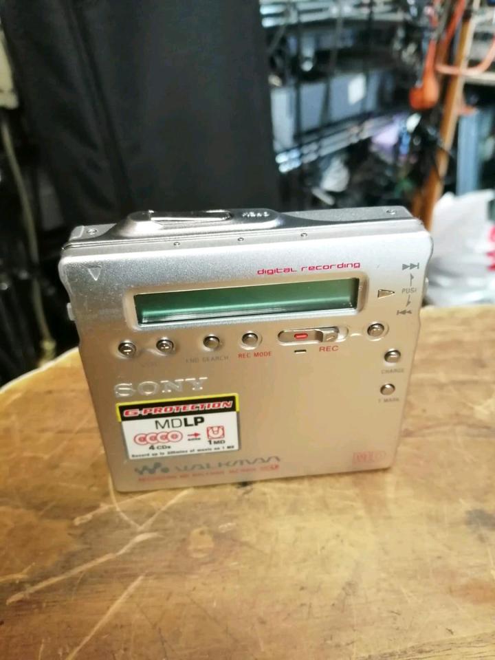 SONY MZ-R900, Portable Minidisc-Recorder mit Zubehör!!!