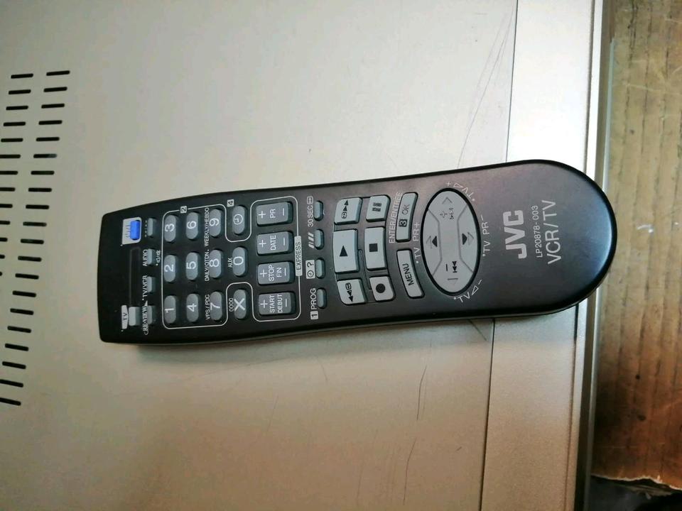 JVC HR-S6700EU, Videocassettenrecorder, guter Zustand!!