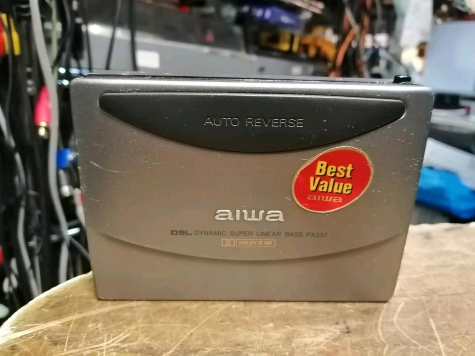 2 AIWA Walkman: HS-PX310 + HS-PX337, beide Walkman sind DEFEKT!!!