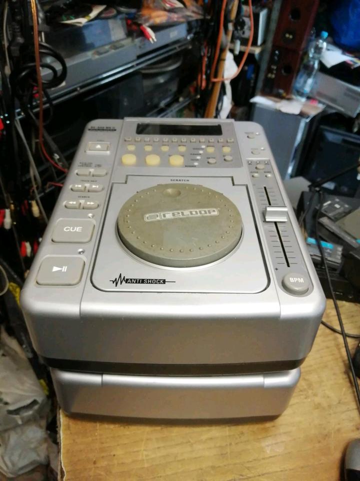 2 RELOOP RC-600 MKII, DJ-CD-Player, DEFEKT!!!