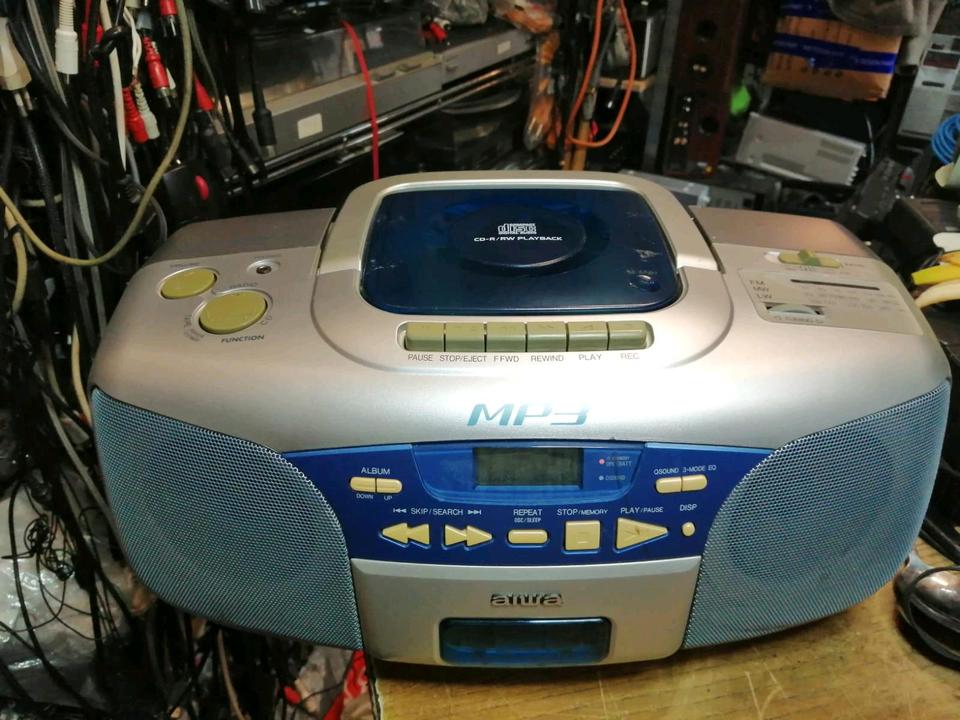 AIWA CSD-A1MPEZ, Radio-Cassetten-Recorder mit CD, etwas DEFEKT!!