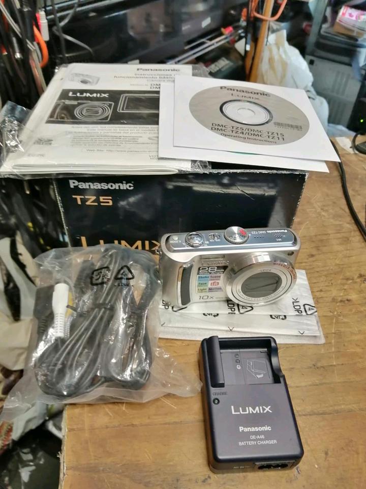 PANASONIC TZ5, Digital-Kamera mit Zubehör! Guter Zustand!!