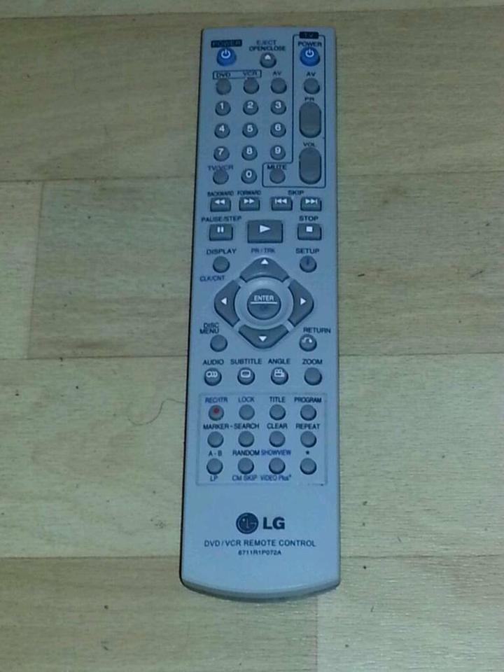 LG 6711R1PO72A; Original-Fernbedienung , DVD/VCR Remote Control