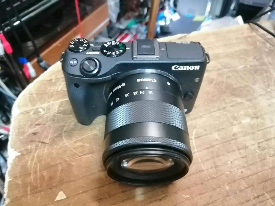 CANON EOS M3, Digital-Kamera mit Objektiv, DEFEKT!!!