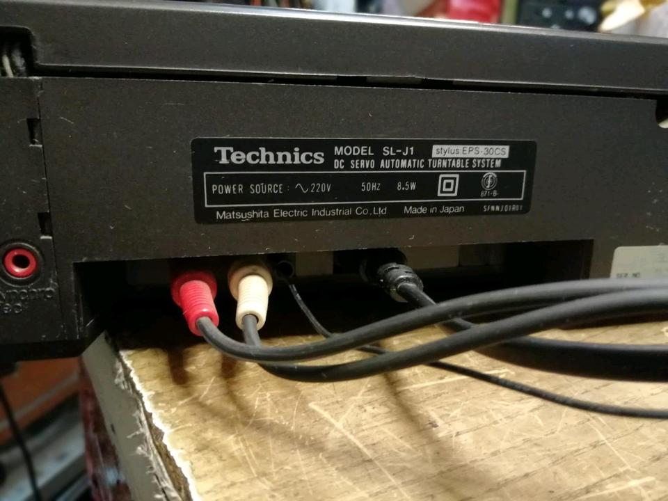 TECHNICS SL-J1 Plattenspieler + Original-Nadel!!