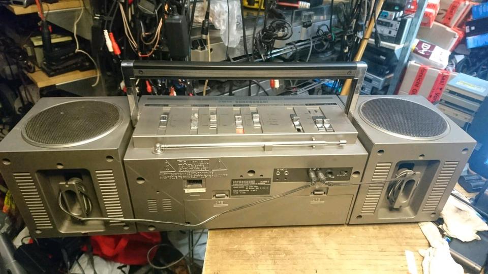 INTERSOUND SCX106/2, Doppelcassetten-Radio-Recorder