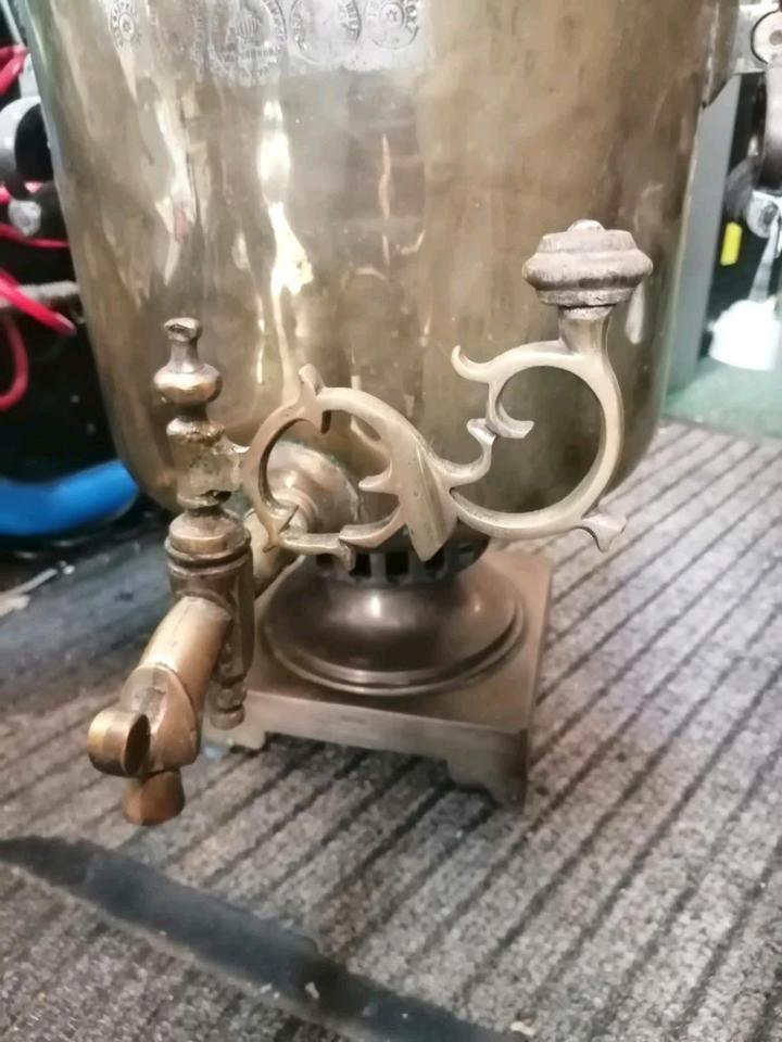 Russischer Holzkohle-Samowar, Baujahr: 1826, guter Zustand!!