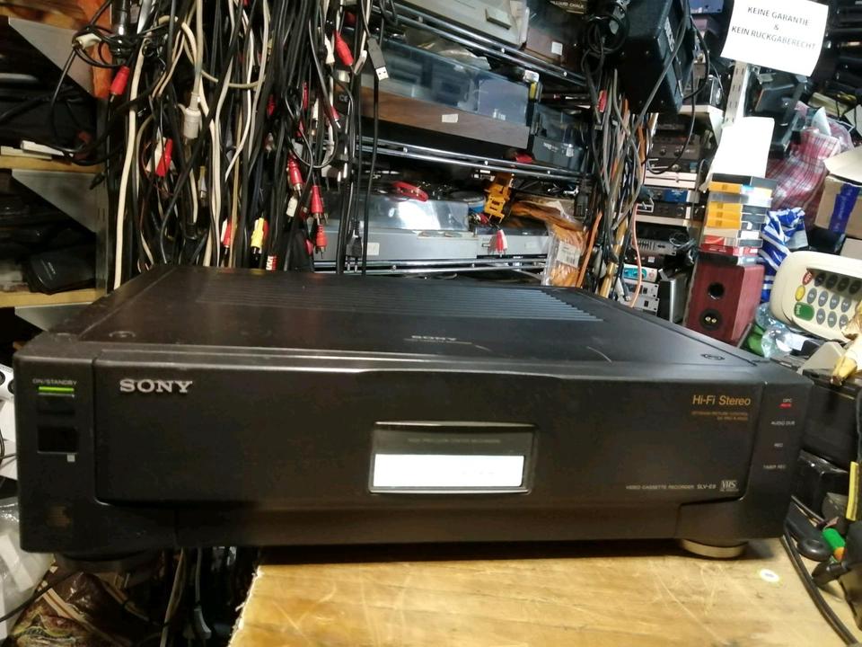 SONY SLV-E9VC, Videocassettenrecorder, DEFEKT!!!