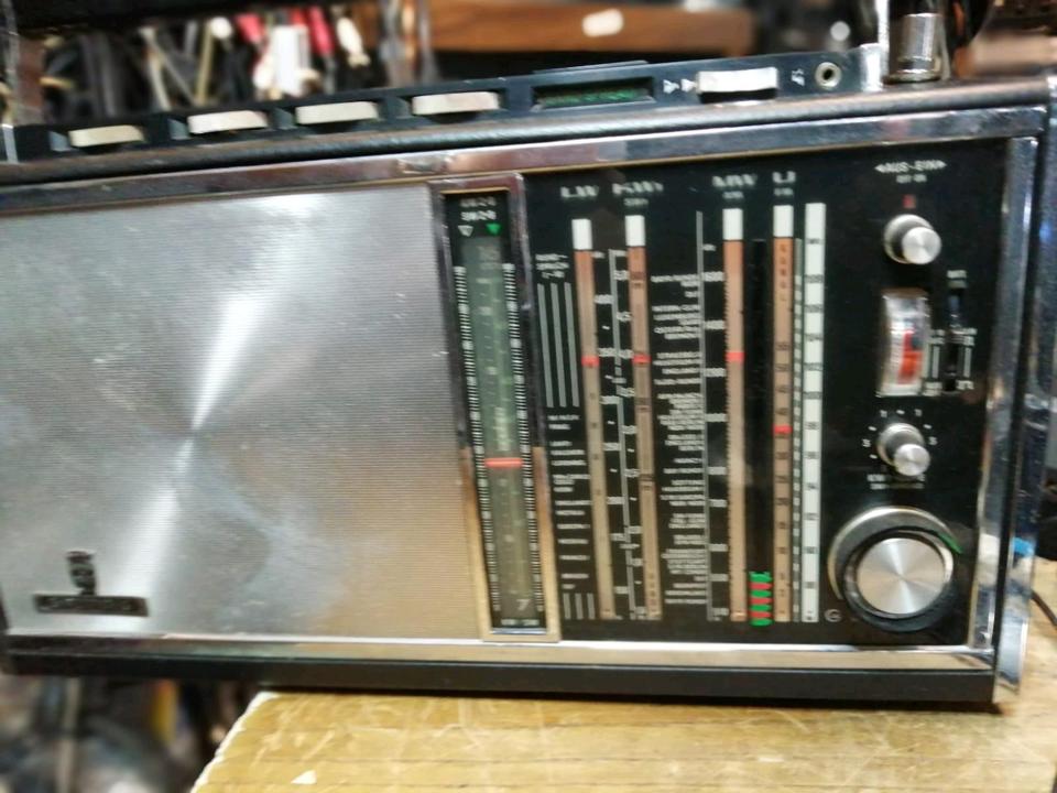 GRUNDIG Satellit Transistor 6001, Radio!!