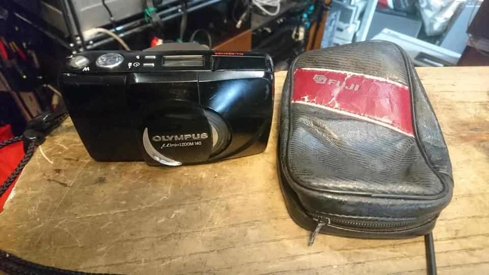 OLYMPUS MJU: ZOOM 140, Analog-Kamera