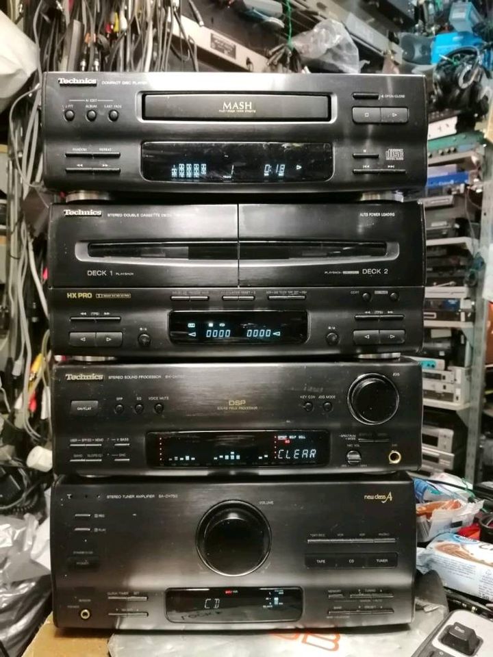 TECHNICS Anlage: SA-CH750 Amplifier, Sound Processor, CD-Player .