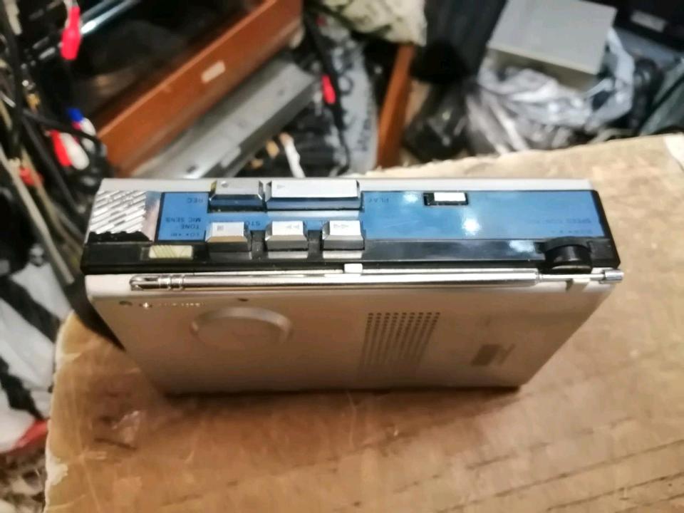 SANYO M1780F, Walkman mit Radio, etwas DEFEKT!!