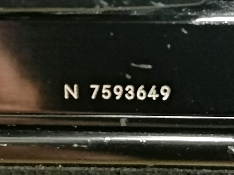 NIKON FM2 Analog-Kamera + ZOOM NIKKOR 35~200 mm Objektiv!!