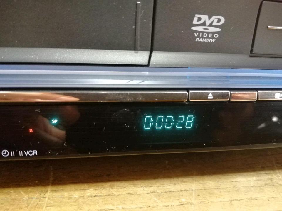 JVC DR-MV1BE, DVD-Recorder + VHS-Videorecorder!!